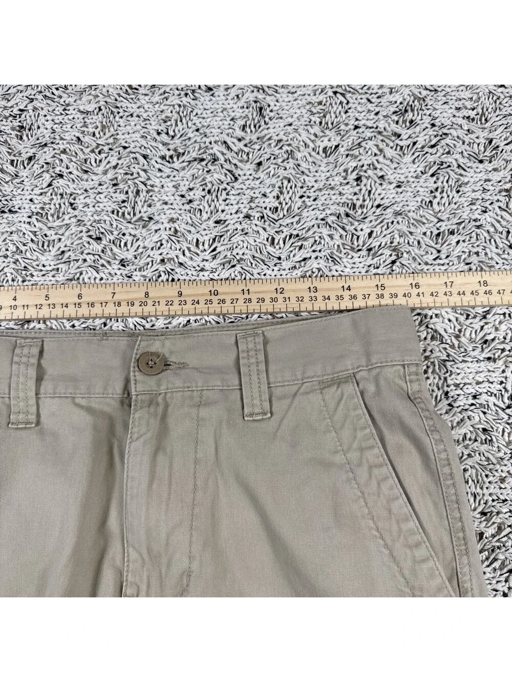 U.S. Polo Assn Cargo Shorts Size 30 Khaki Beige Casual Camo Style 111062